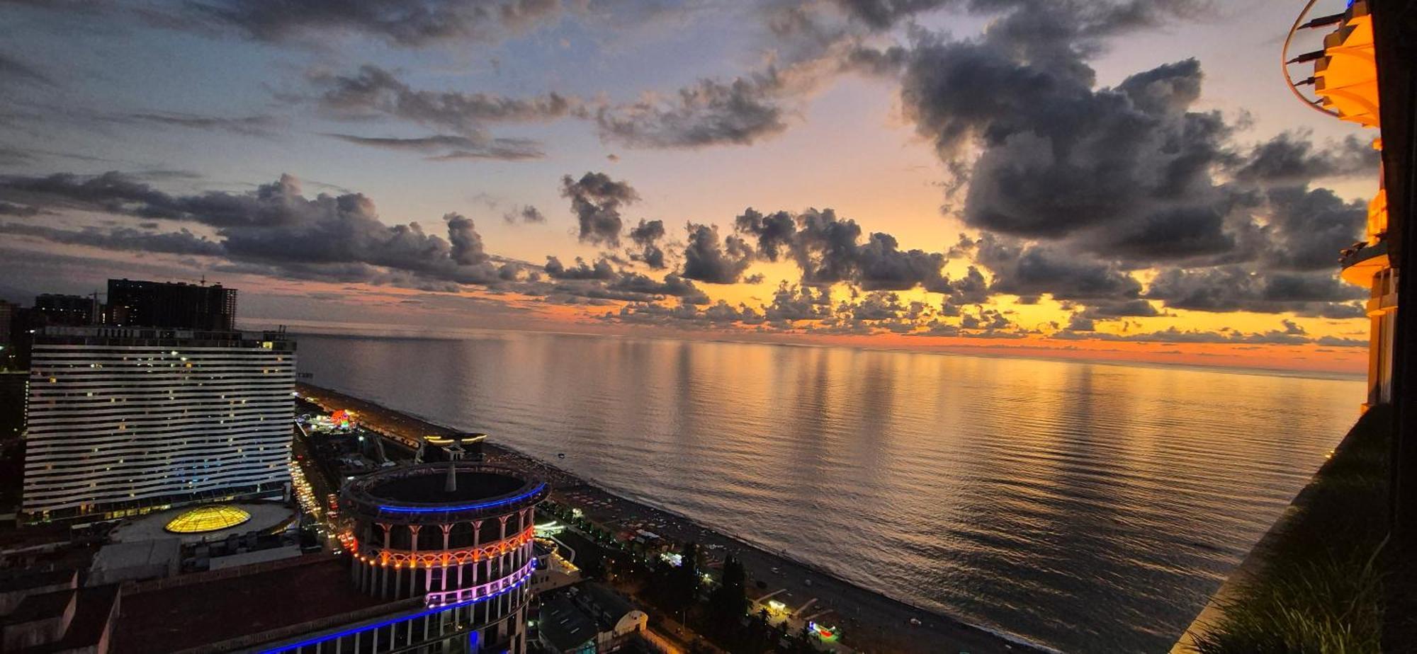 Sea View *